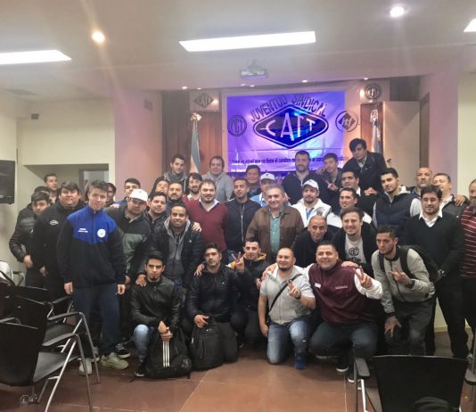 Charla debate sobre automatización laboral en la CATT