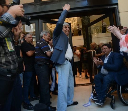 Camioneros inauguró su nuevo sanatorio con la palabra de Hugo Moyano