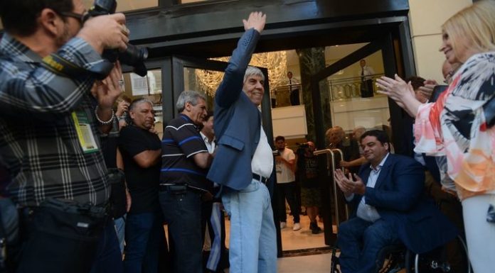 Camioneros inauguró su nuevo sanatorio con la palabra de Hugo Moyano