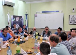 La CATT ratificó las asambleas para el martes 27 de 4 a 7 hs. Schmid con Maturano durante la reunión de Comisión Directiva de la FeMPINRA