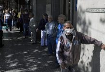 Los trabajadores del transporte quieren disponer del 100% de sus salarios