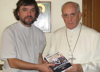 Respaldo de la CATT a los curas villeros ante los agravios de Javier Milei hacia el Papa Francisco